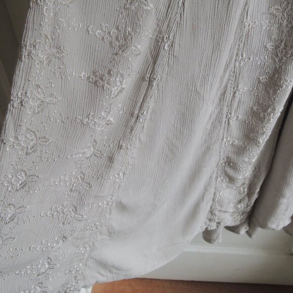 HerStyle Sage Gray Green Embroidered Hippie Dress M *Runs L - Picture 6 of 10